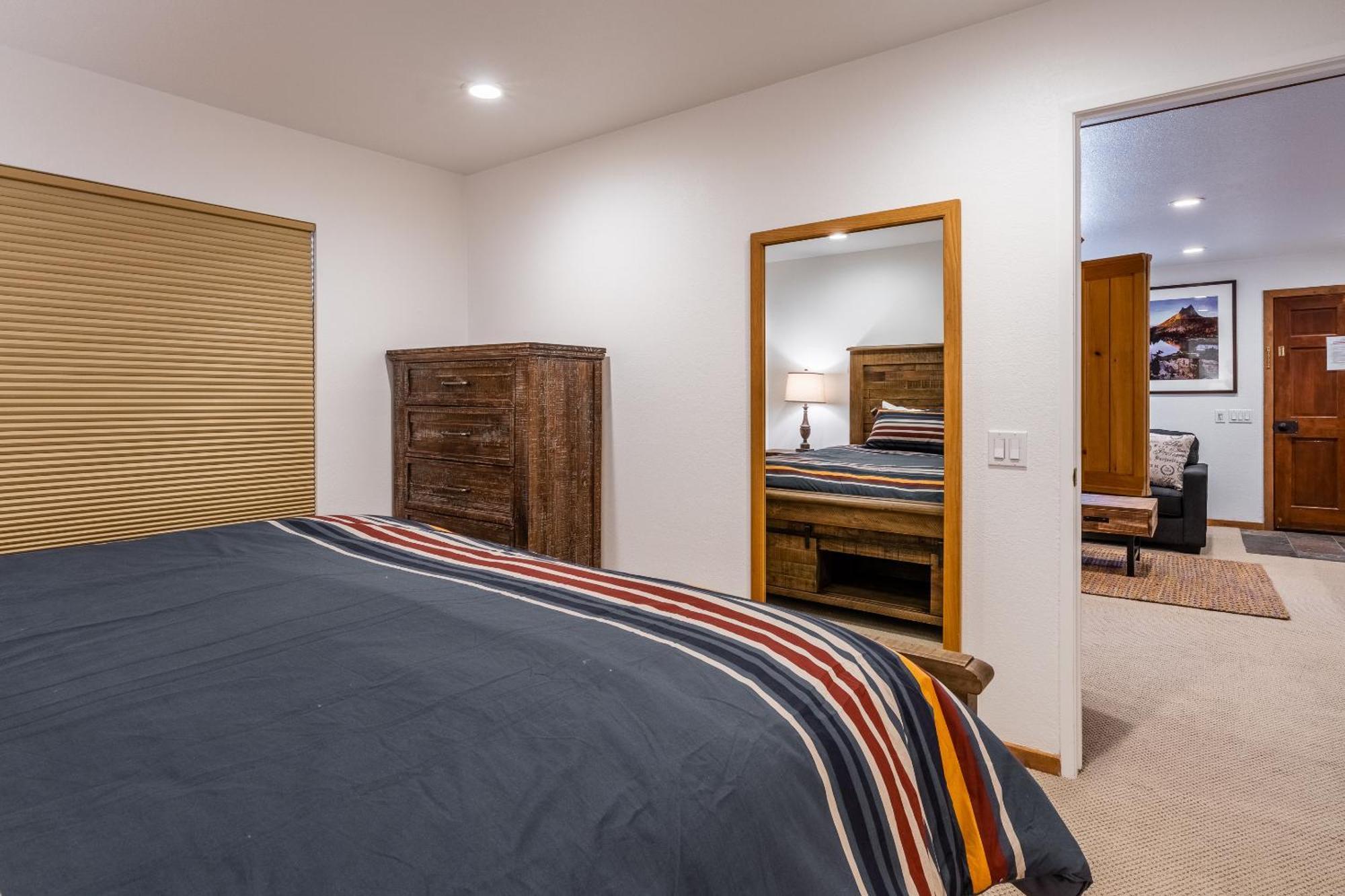 Hidden Valley Village #103 Nicely Updated 1 Bedroom 1 Bathroom Condo Short 10 Min Walk From Village ماموث لاكيس الغرفة الصورة